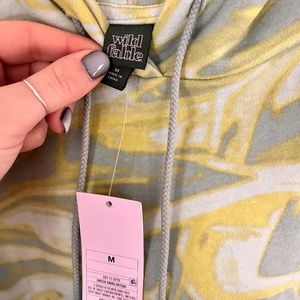 Wild Fable abstract crop hoodie